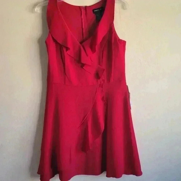 Teeze Me Juniors' Ruffled Wrap mini Dress red size 9/10 juniors - Picture 3 of 11
